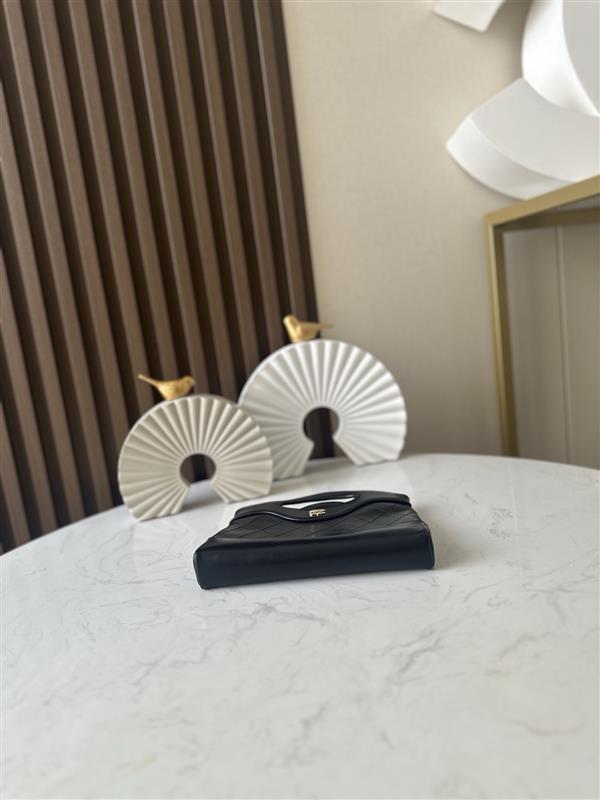 2026131221458544 570